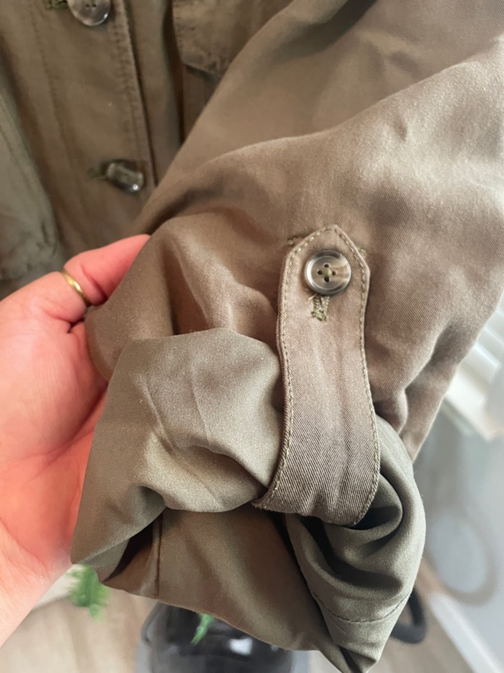 White House Black Market Olive Safari Shirt/Jacket with Drawstring Waist - Picture 4 of 7